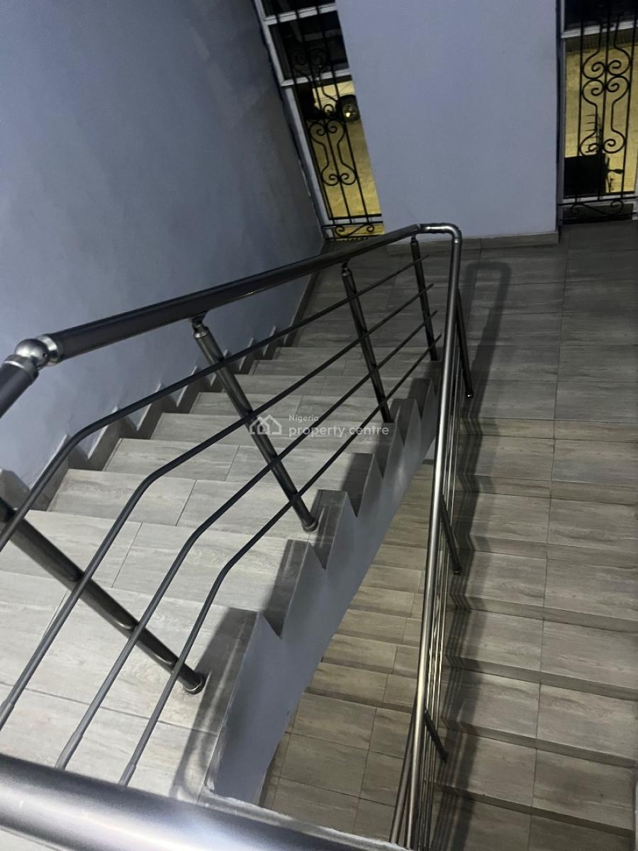 Spacious Semi Masters Bedroom, Shared Big Sitting Room, Chevron, Lekki, Lagos, Flat / Apartment for Rent