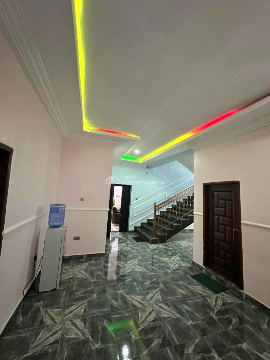 6 Bedroom Duplex with 2 Rooms Bq and Gate House, Off Sars Road, Port Harcourt, Rivers, Detached Duplex for Sale