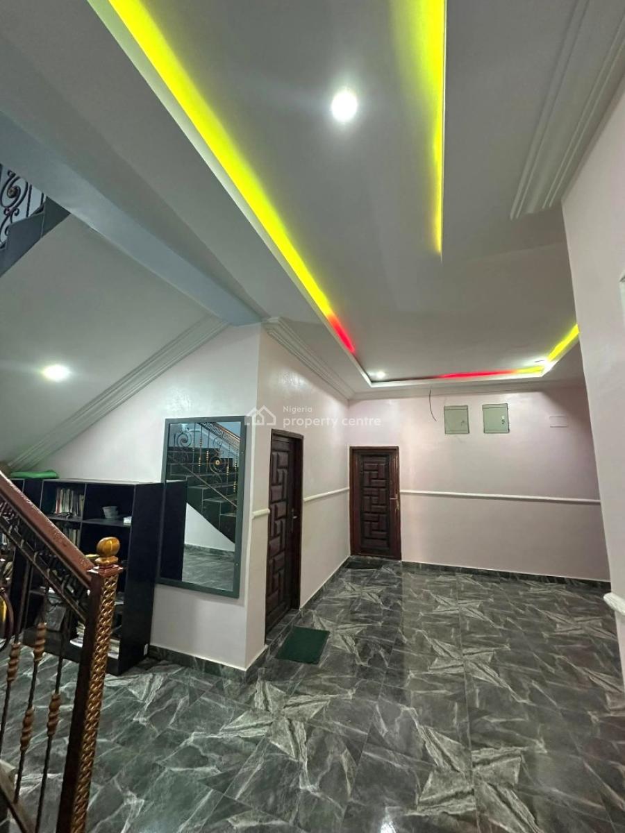6 Bedroom Duplex with 2 Rooms Bq and Gate House, Off Sars Road, Port Harcourt, Rivers, Detached Duplex for Sale