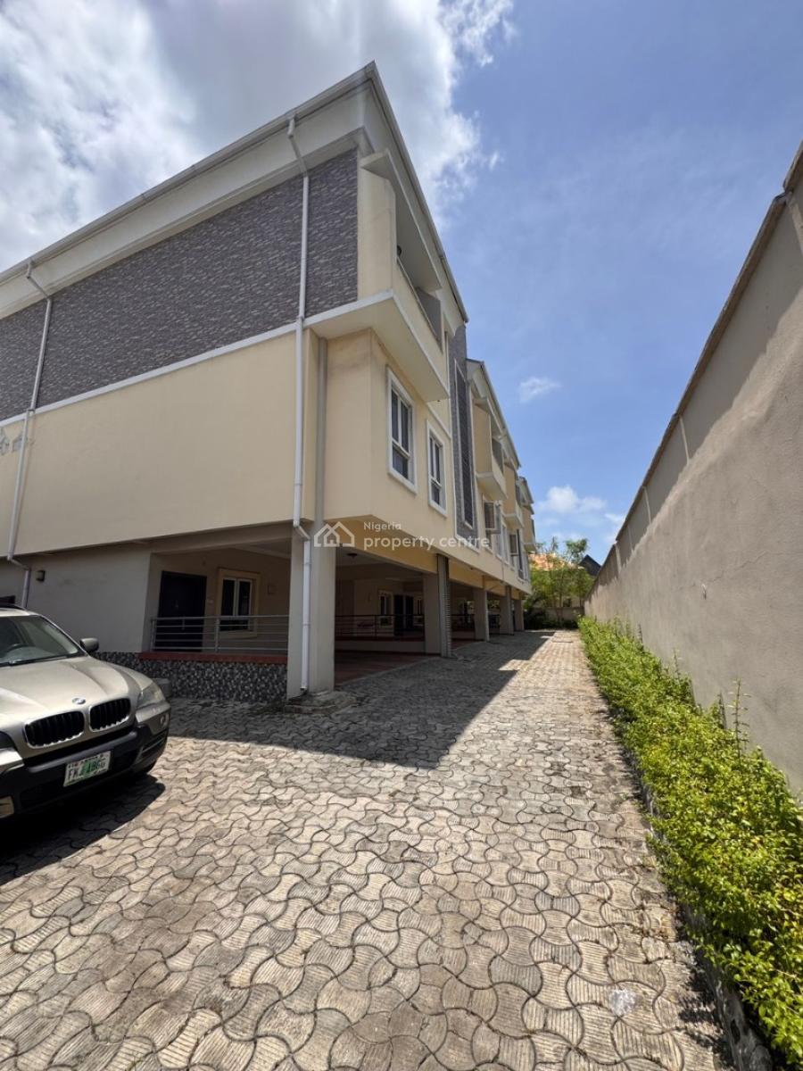 Luxury 4 Bedroom Terraced Duplex with a Bq, Osapa, Lekki, Lagos, Terraced Duplex for Rent
