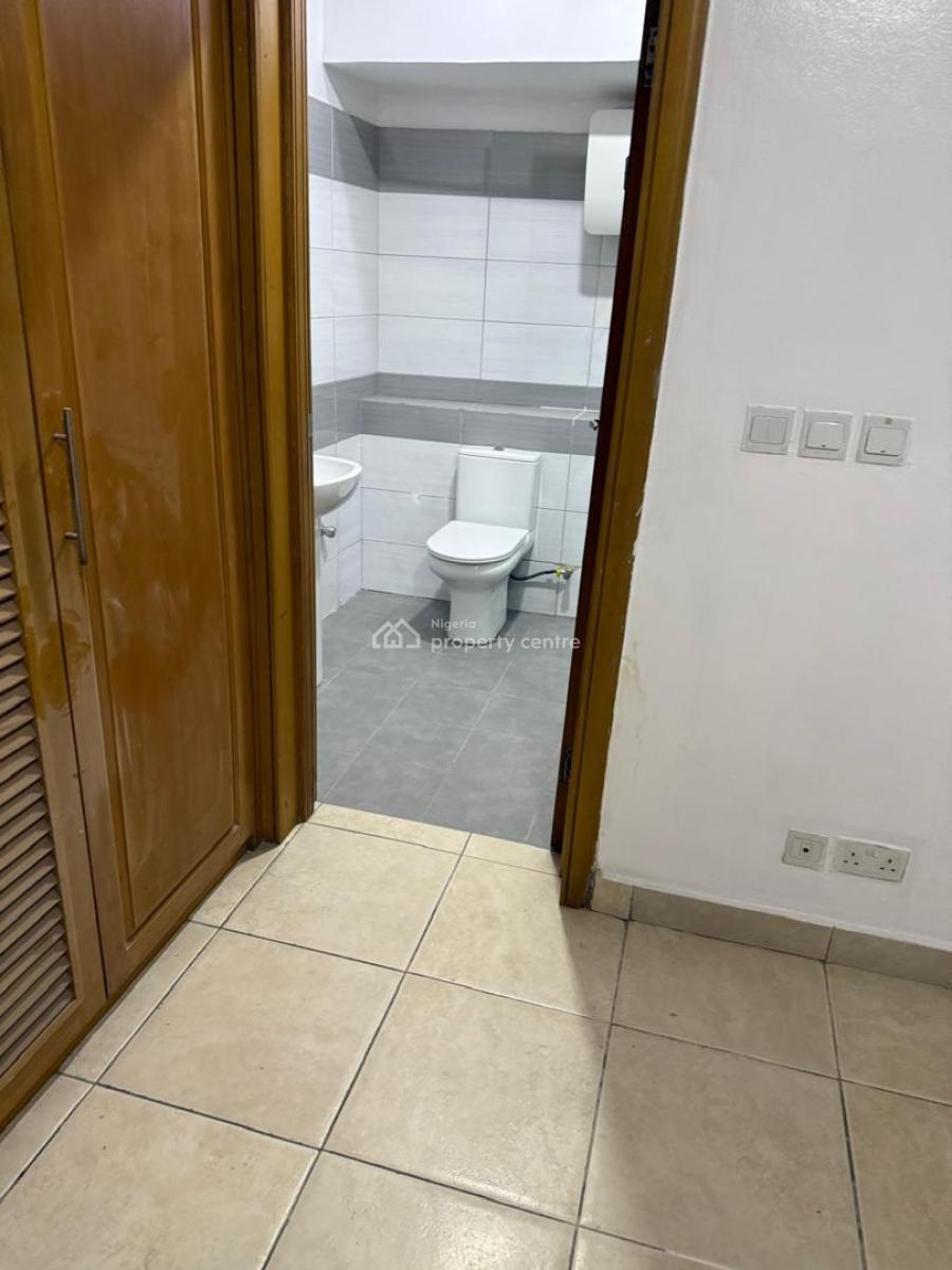 3 Bedroom Apartments, with 2 Living Rooms, a Laundry, a Bq, Oniru, Victoria Island (vi), Lagos, Flat / Apartment for Rent