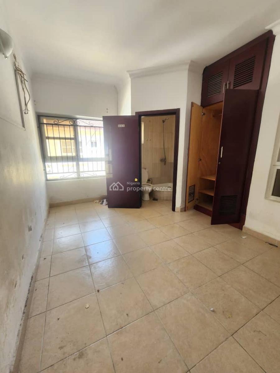5 Bedroom with Bq Serviced with 24/7 Light Secured Estate, Chevron Drive, Lekki Phase 1, Lekki, Lagos, Terraced Duplex for Rent