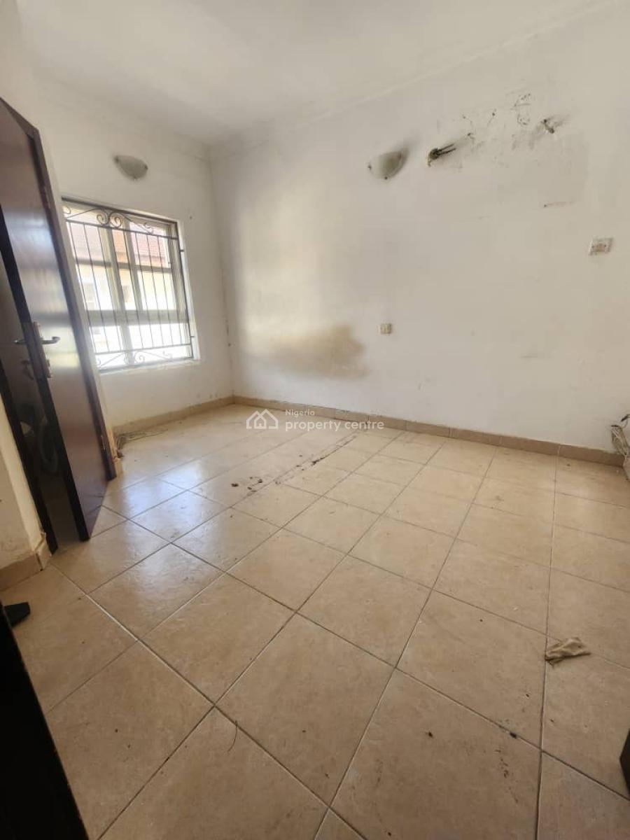5 Bedroom with Bq Serviced with 24/7 Light Secured Estate, Chevron Drive, Lekki Phase 1, Lekki, Lagos, Terraced Duplex for Rent