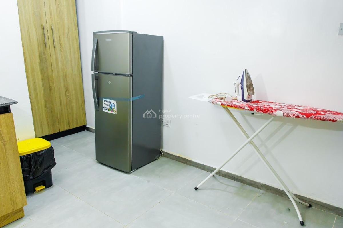 Luxury 3 Bedrooms Apartment with Great Amenities, Maryland, Lagos, Flat / Apartment Short Let