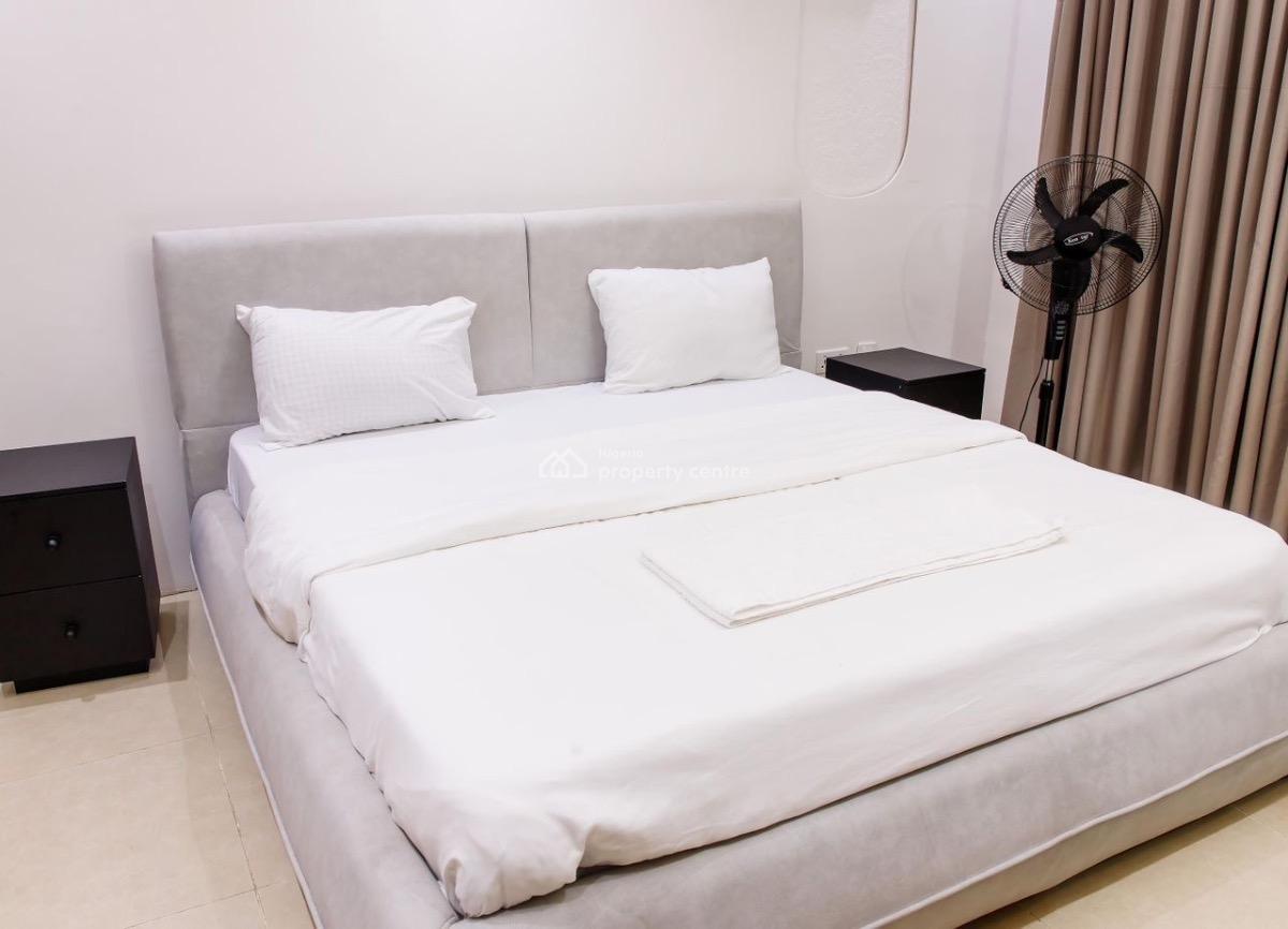 Luxury 3 Bedrooms Apartment with Great Amenities, Maryland, Lagos, Flat / Apartment Short Let