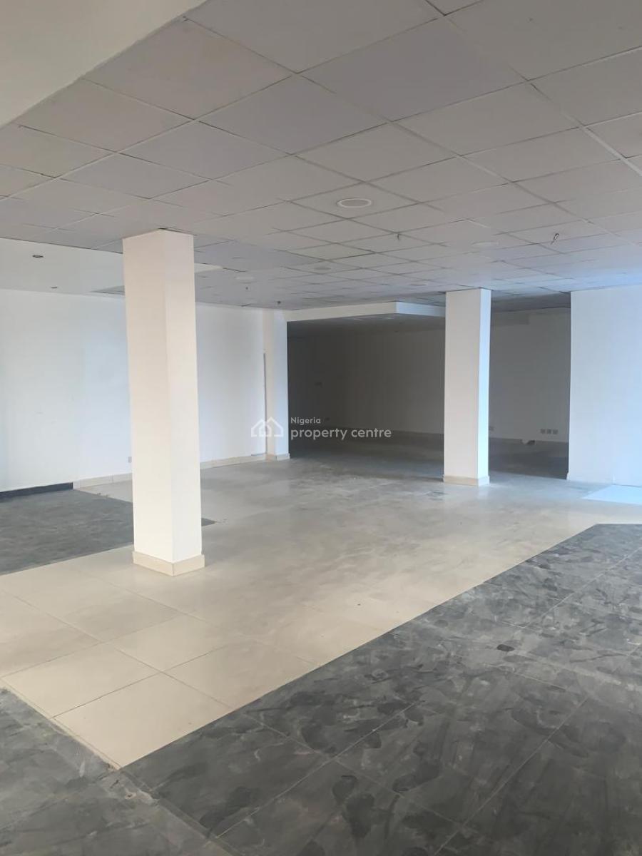 Office Space Measuring 320sqm on The Ground Floor, Lekki Phase 1, Lekki, Lagos, Office Space for Rent