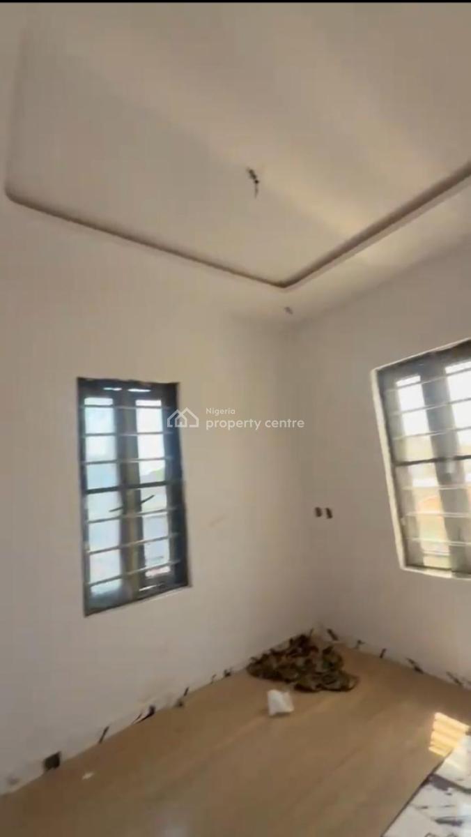 Lovely 2 Bedroom Flat, Agbonyi Avenue Via Adelabu, Surulere, Lagos, Flat / Apartment for Rent