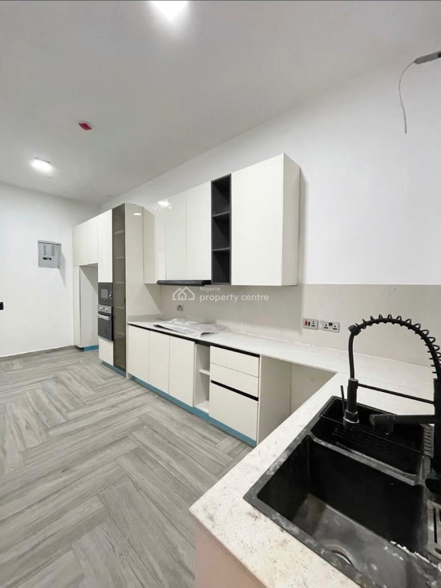 Well Maintained 4 Bedroom Terrace, Lekki Phase 1, Lekki, Lagos, Terraced Duplex for Rent