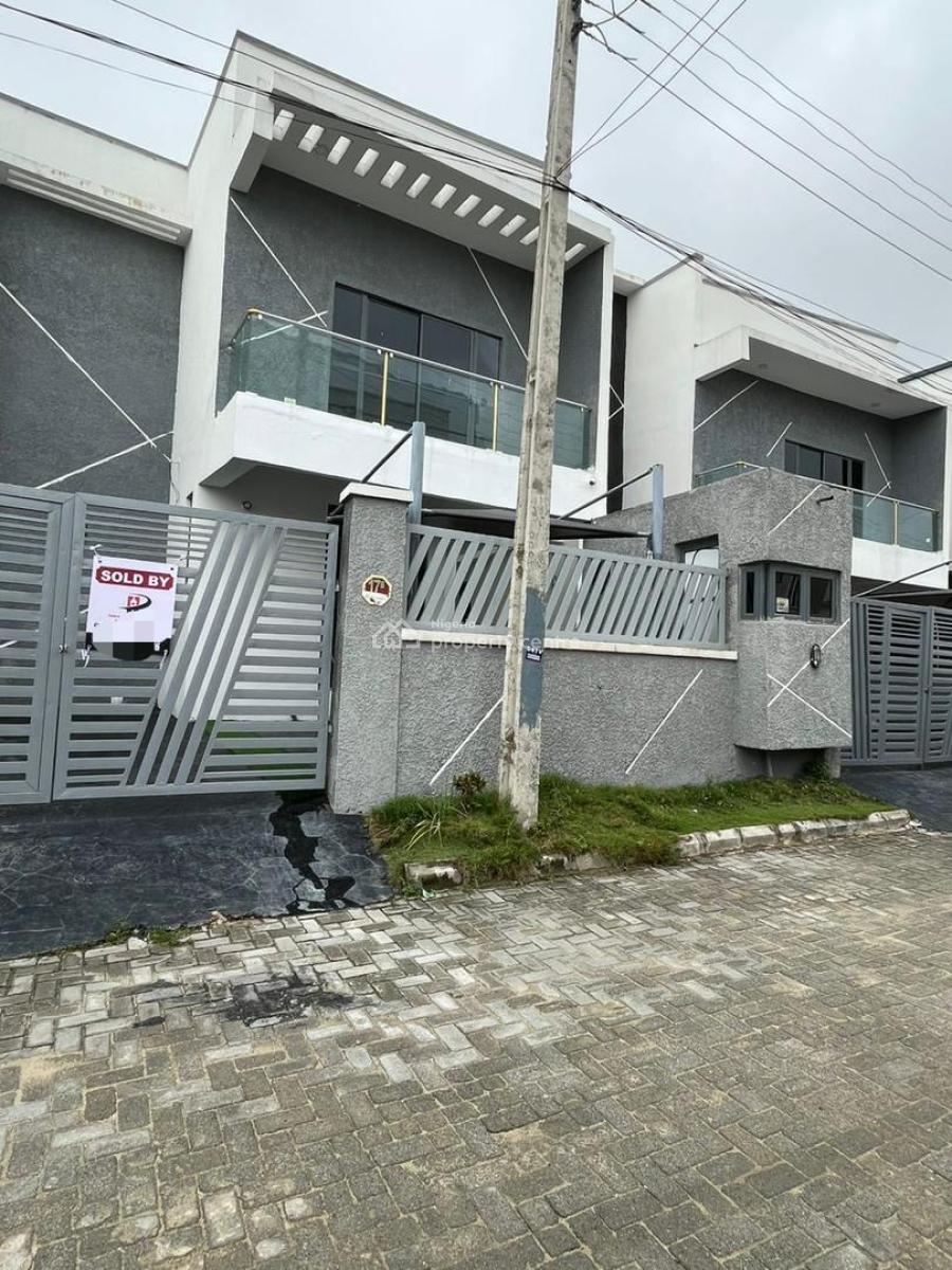 Spacious  4 Bedrooms Detached with Bq, Lekki, Lagos, House for Sale