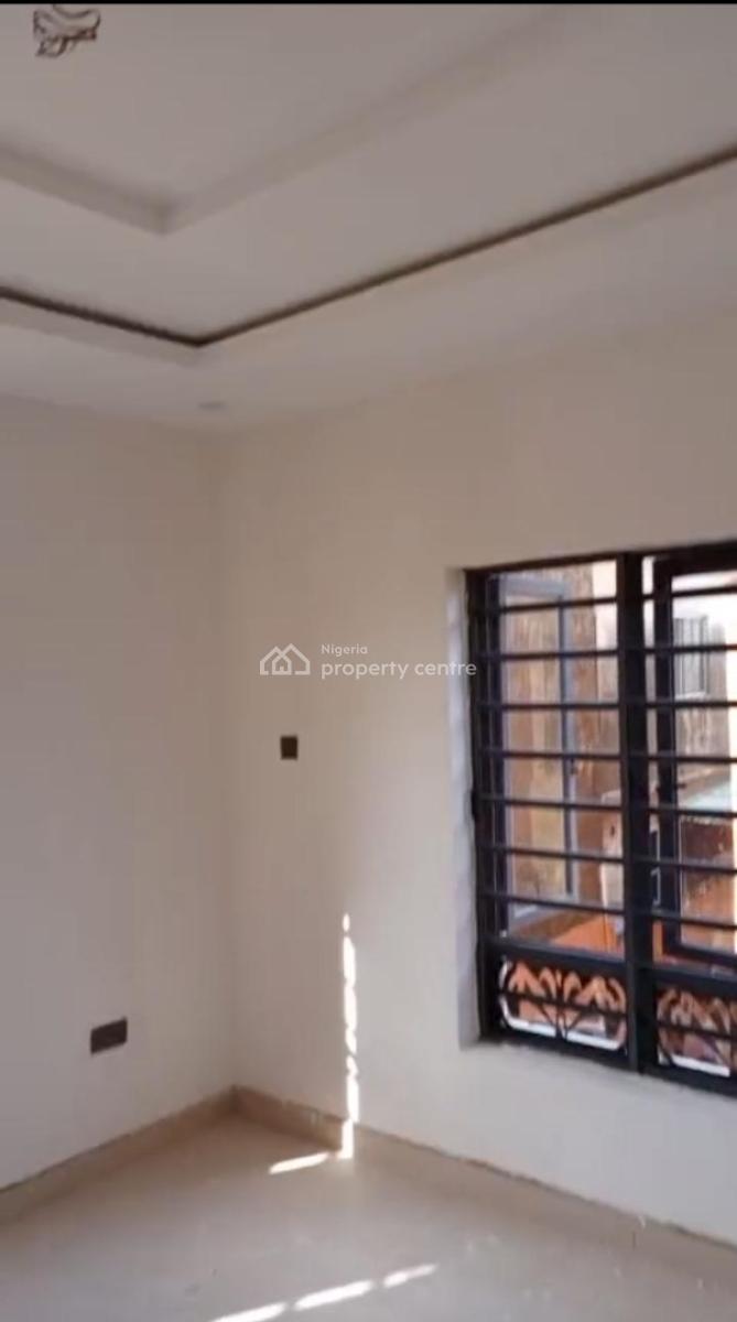 Lovely 2 Bedroom Flat, Soluyi, Gbagada, Lagos, Flat / Apartment for Rent