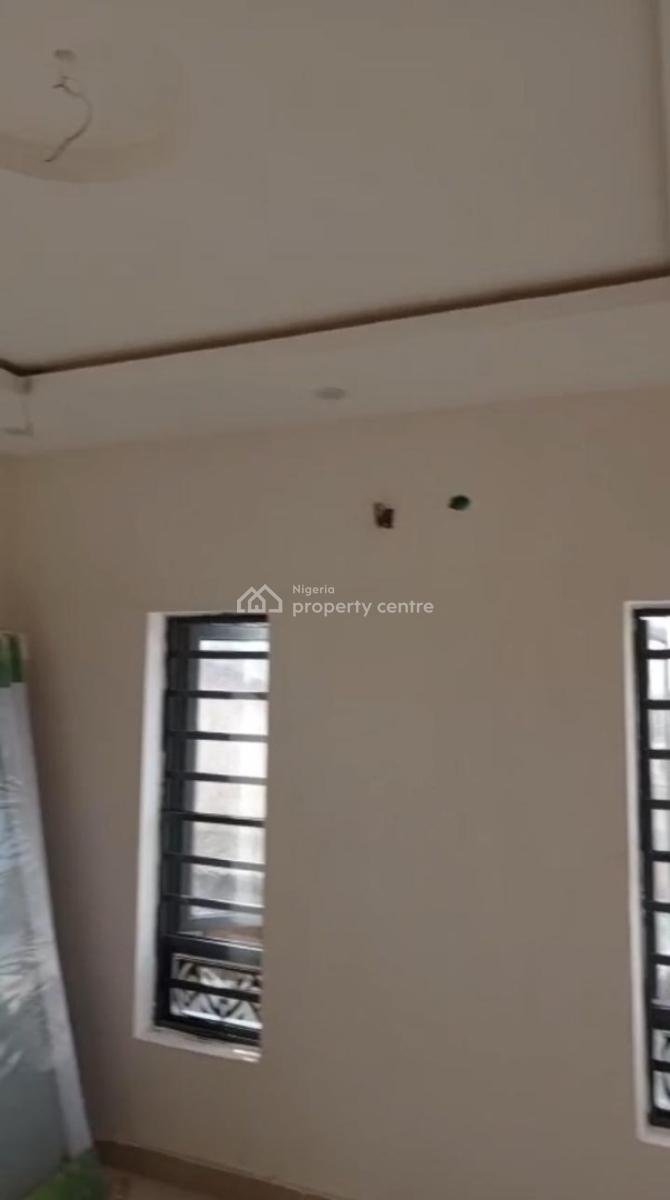 Lovely 2 Bedroom Flat, Soluyi, Gbagada, Lagos, Flat / Apartment for Rent