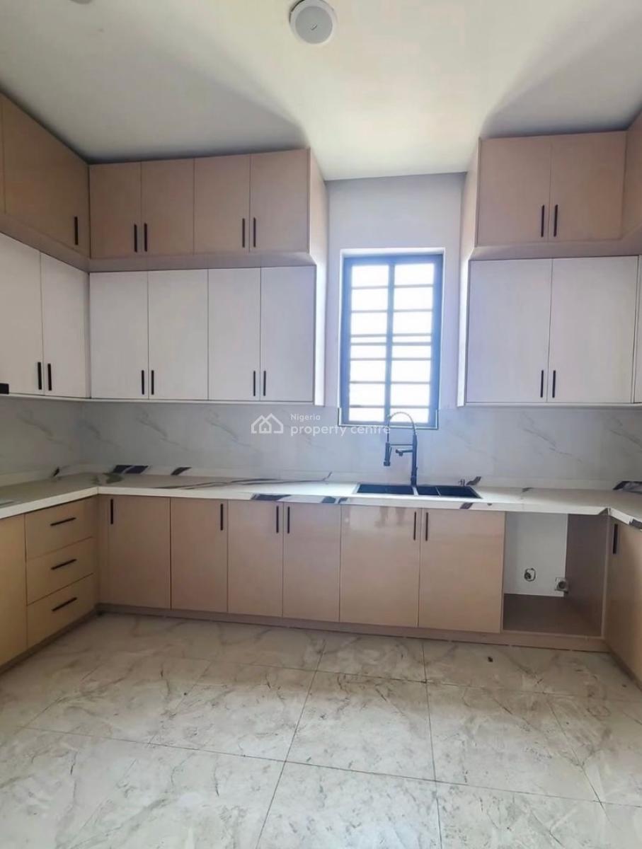 Brand New Serviced with 24/7 Power, Freedom Way, Lekki Phase 1, Lekki, Lagos, Flat / Apartment for Rent