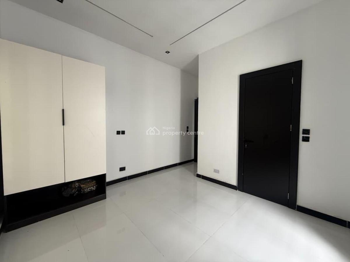 5-bedroom Detached Duplex, Ologolo, Lekki, Lagos, Detached Duplex for Sale