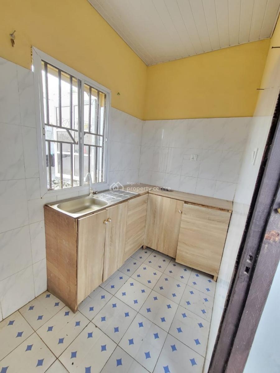 Standard Self Contain, Greenville Estate, Badore, Ajah, Lagos, Self Contain (single Rooms) for Rent