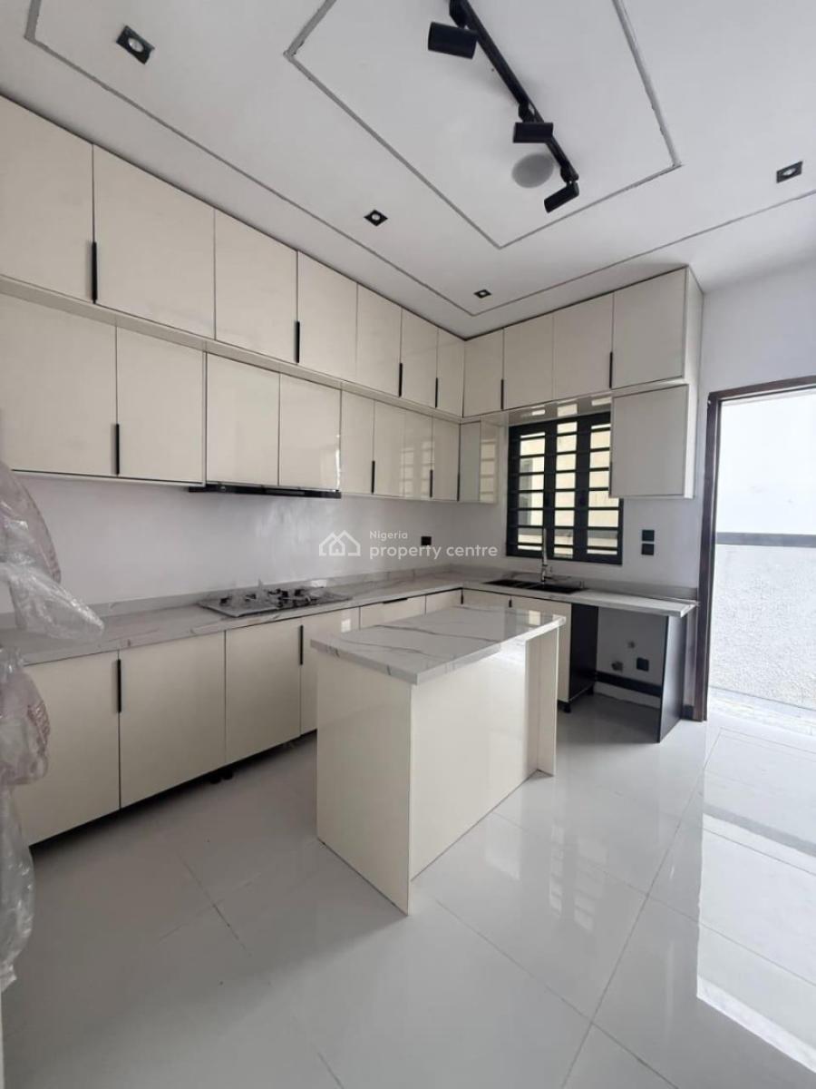 5-bedroom Detached Duplex, Ologolo, Lekki, Lagos, Detached Duplex for Sale