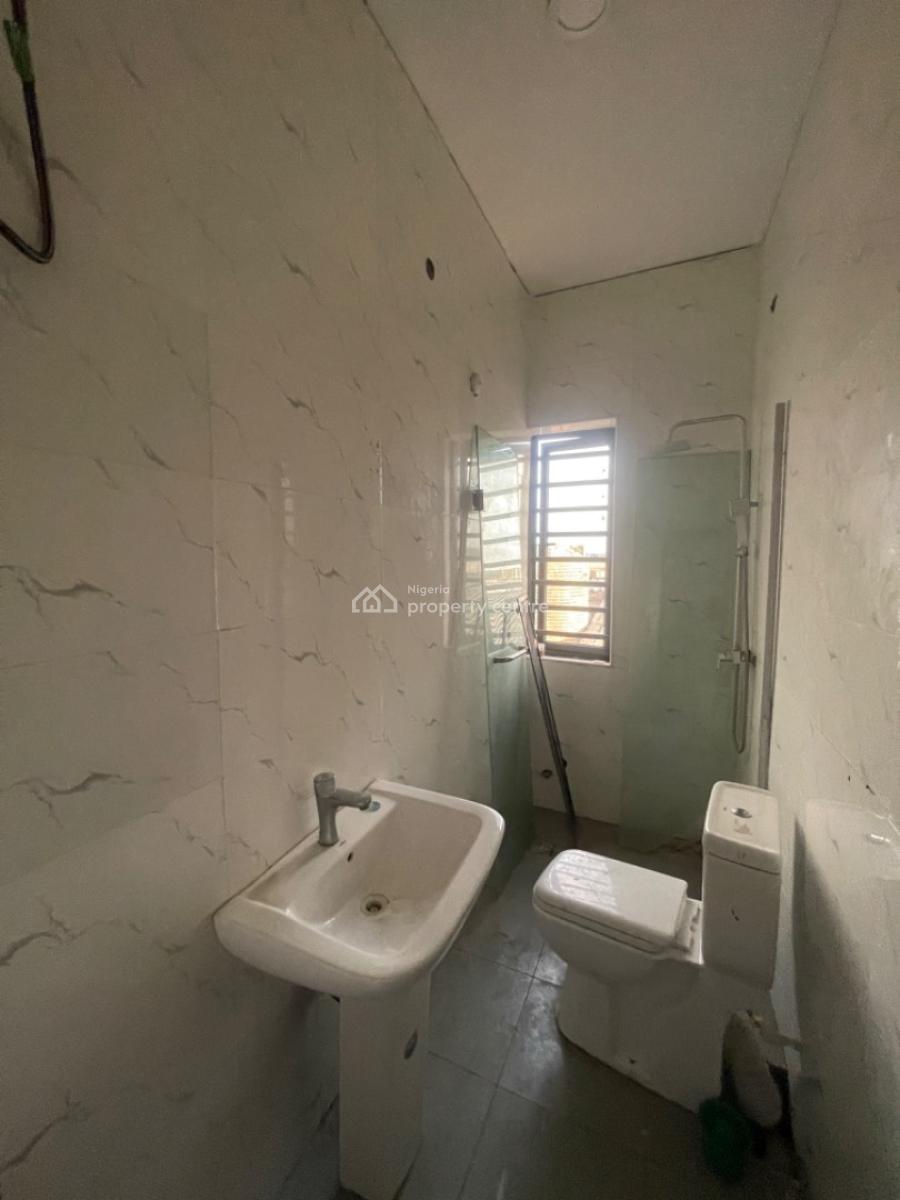 3 Bedroom Penthouse, Ologolo, Lekki, Lagos, Flat / Apartment for Rent