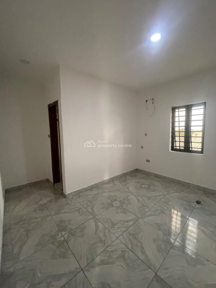 3 Bedroom Penthouse, Ologolo, Lekki, Lagos, Flat / Apartment for Rent