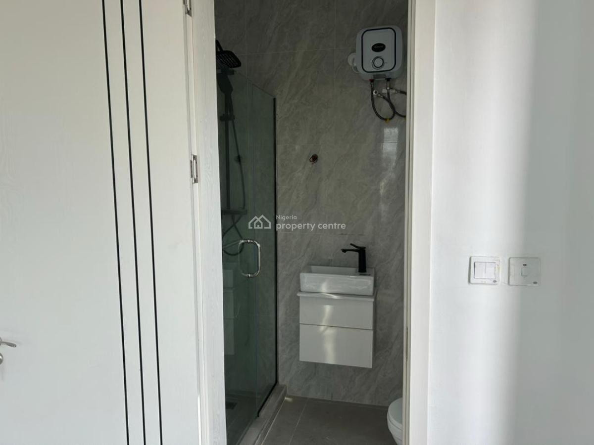 Tastefully Finished 3 Bedroom Apartment, Ilasan, Ikate, Lekki, Lagos, Flat / Apartment for Sale