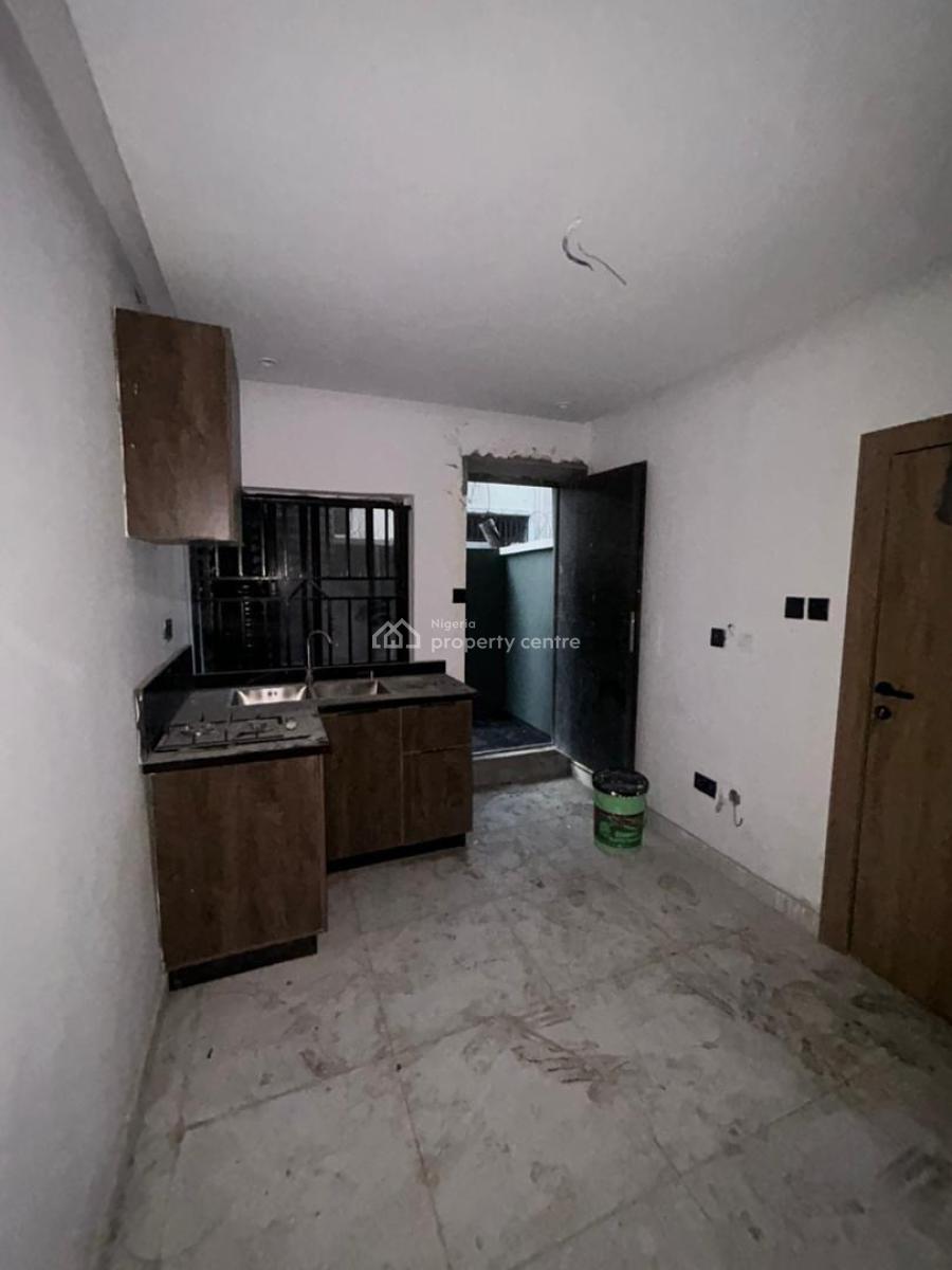 Self Contain, Ikota Villa Estate, Ikota, Lekki, Lagos, Self Contain (single Rooms) for Rent