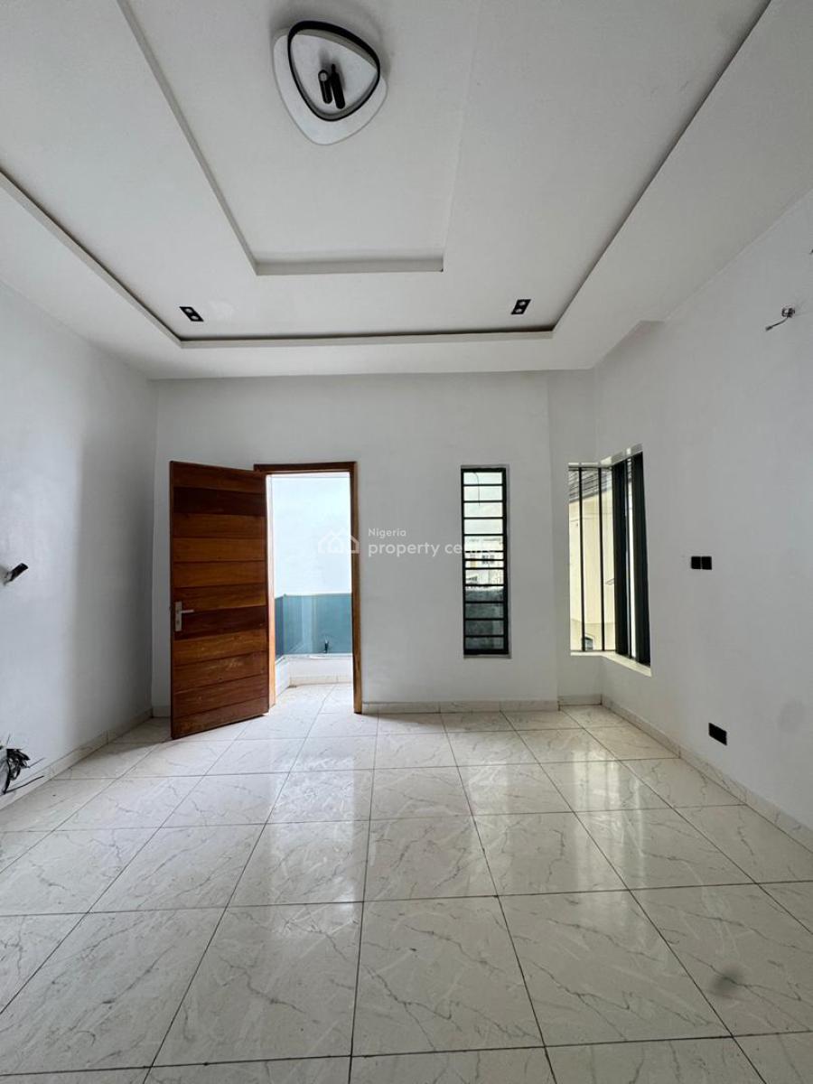 Classy 4 Bedroom with a Bq & Spacious Drive Way for 4 Cars, Lekki Phase 2, Lekki, Lagos, House for Sale