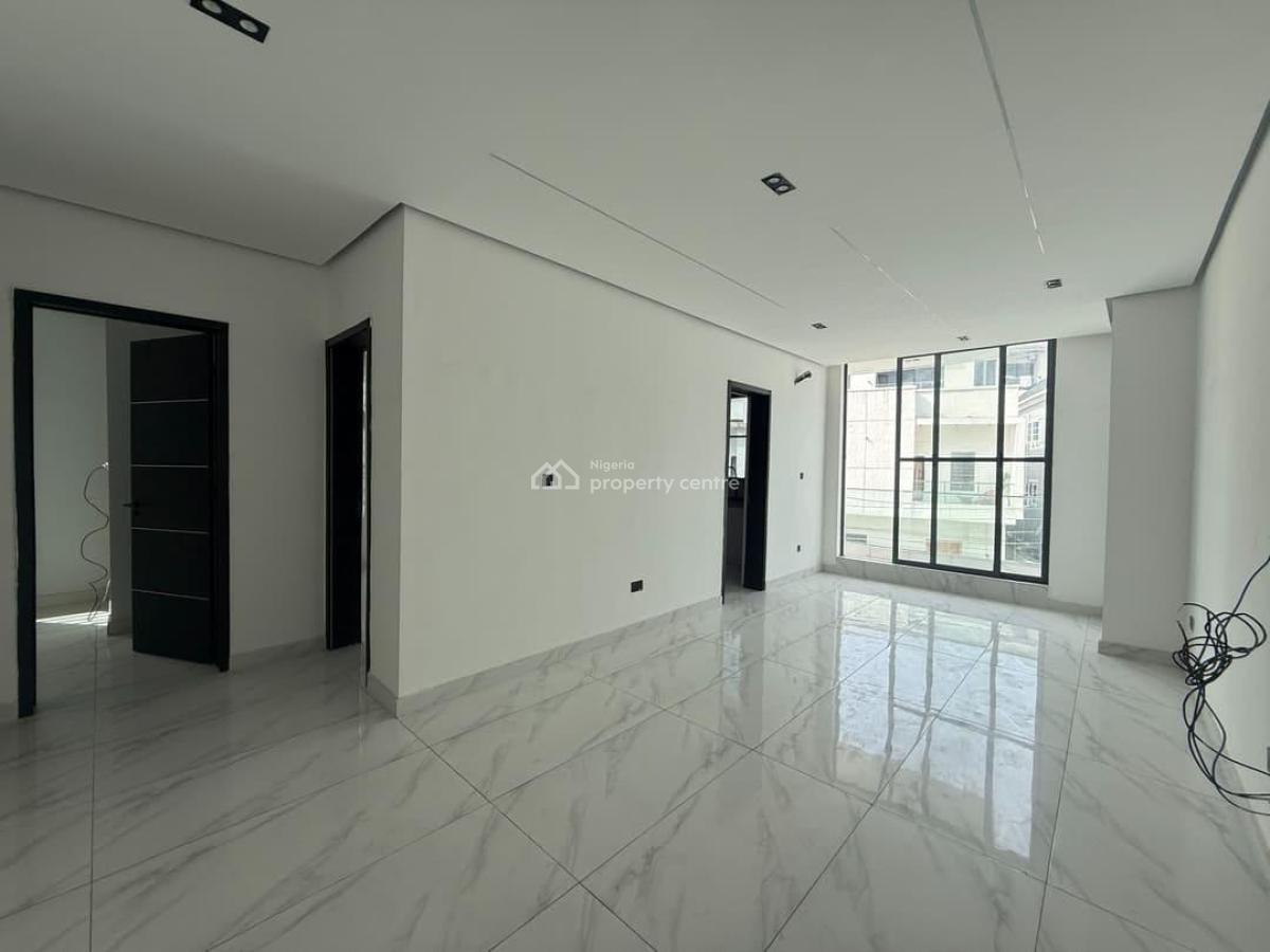 2-bedroom Apartment, Ologolo, Lekki, Lagos, Flat / Apartment for Sale