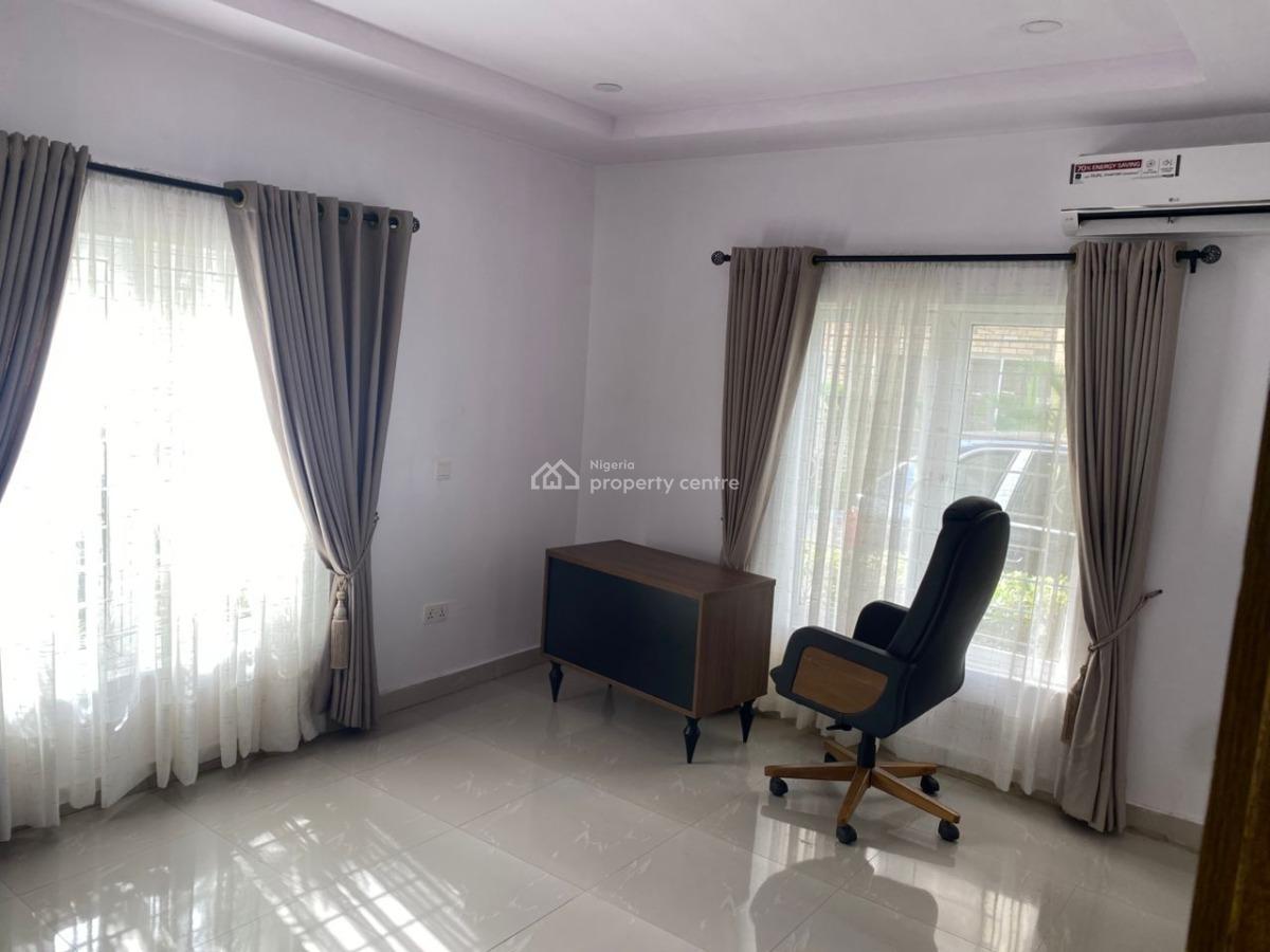 3 Bedroom Apartment with a Room Bq, Ayo Babatunde Crescent,  Off New Market Road, Oniru, Victoria Island (vi), Lagos, Flat / Apartment for Sale
