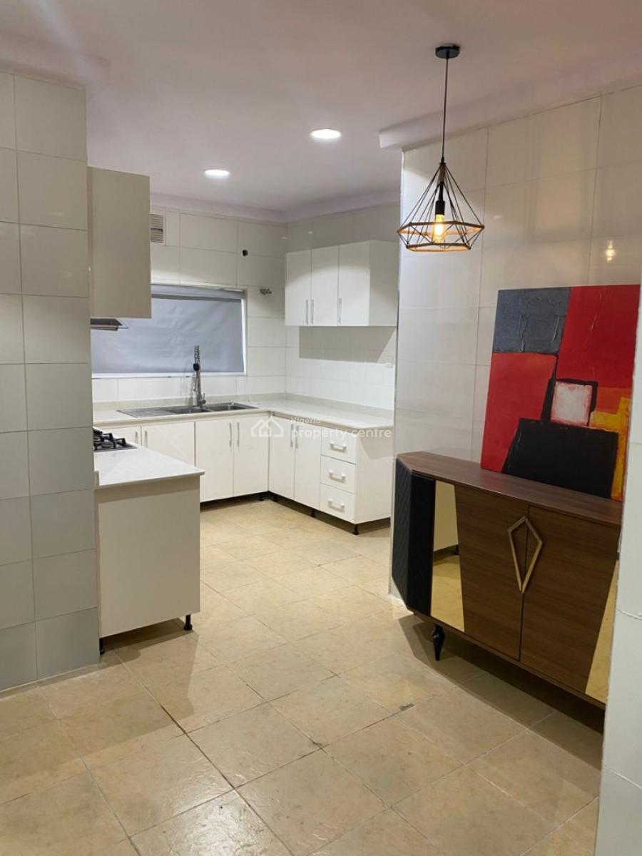 3 Bedroom Apartment with a Room Bq, Ayo Babatunde Crescent,  Off New Market Road, Oniru, Victoria Island (vi), Lagos, Flat / Apartment for Sale