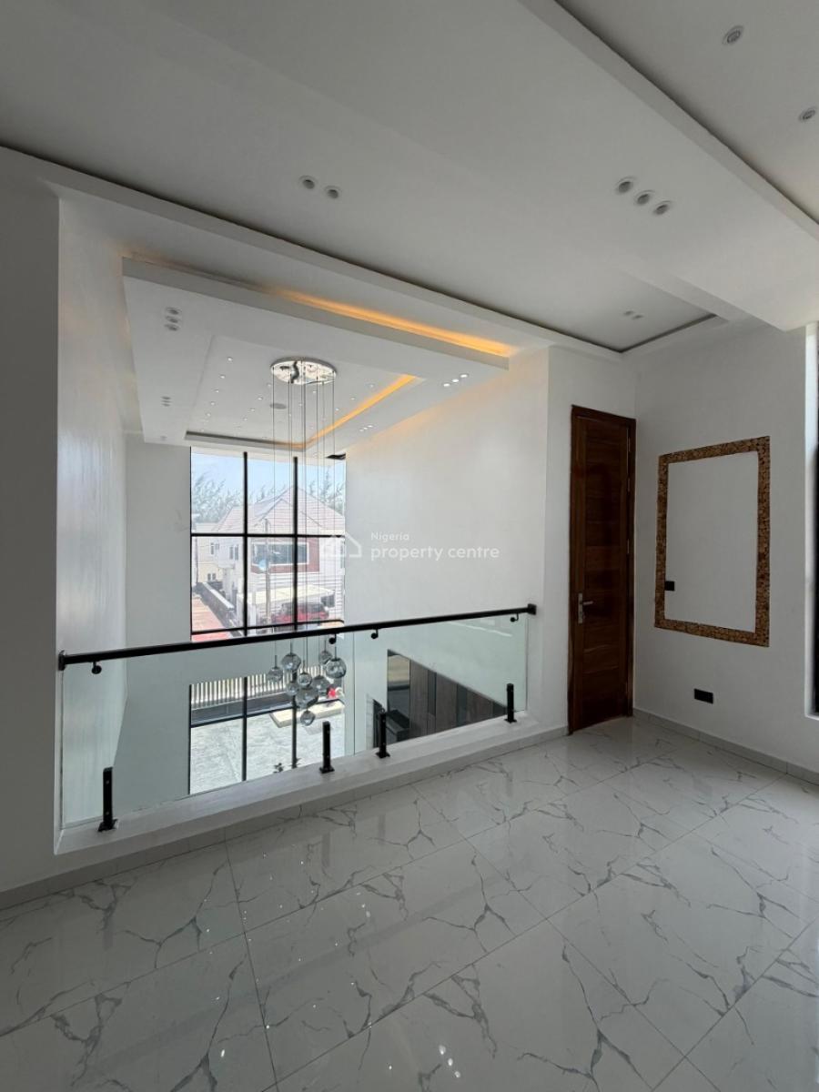 Executive 5 B/r Detached House, Lekki County, Lekki, Lagos, Flat / Apartment for Sale