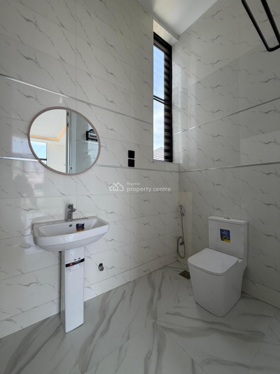 Executive 5 B/r Detached House, Lekki County, Lekki, Lagos, Flat / Apartment for Sale
