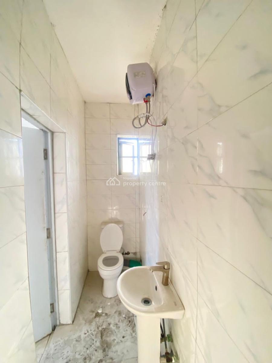 Modern Luxury 3 Bedroom  Apartment with Elevator in a Secure Estate, Chevron, Lekki, Lagos, Flat / Apartment for Sale