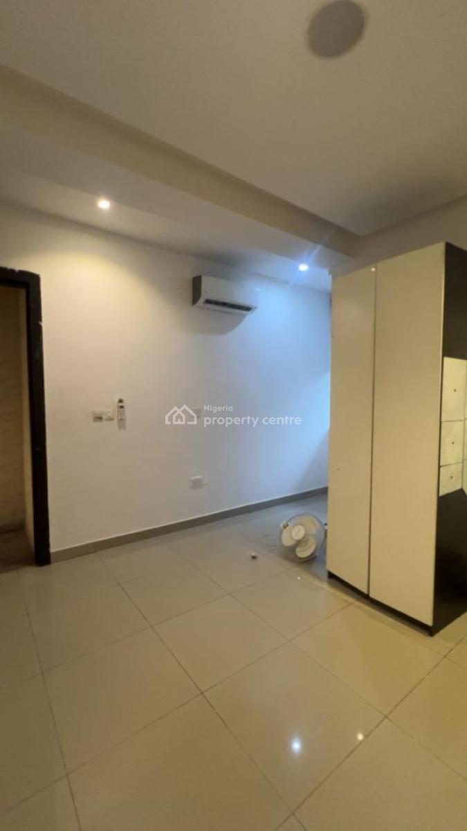 Spacious Single Room in a Shared Apartment, Lekki, Lagos, Self Contain (single Rooms) for Rent