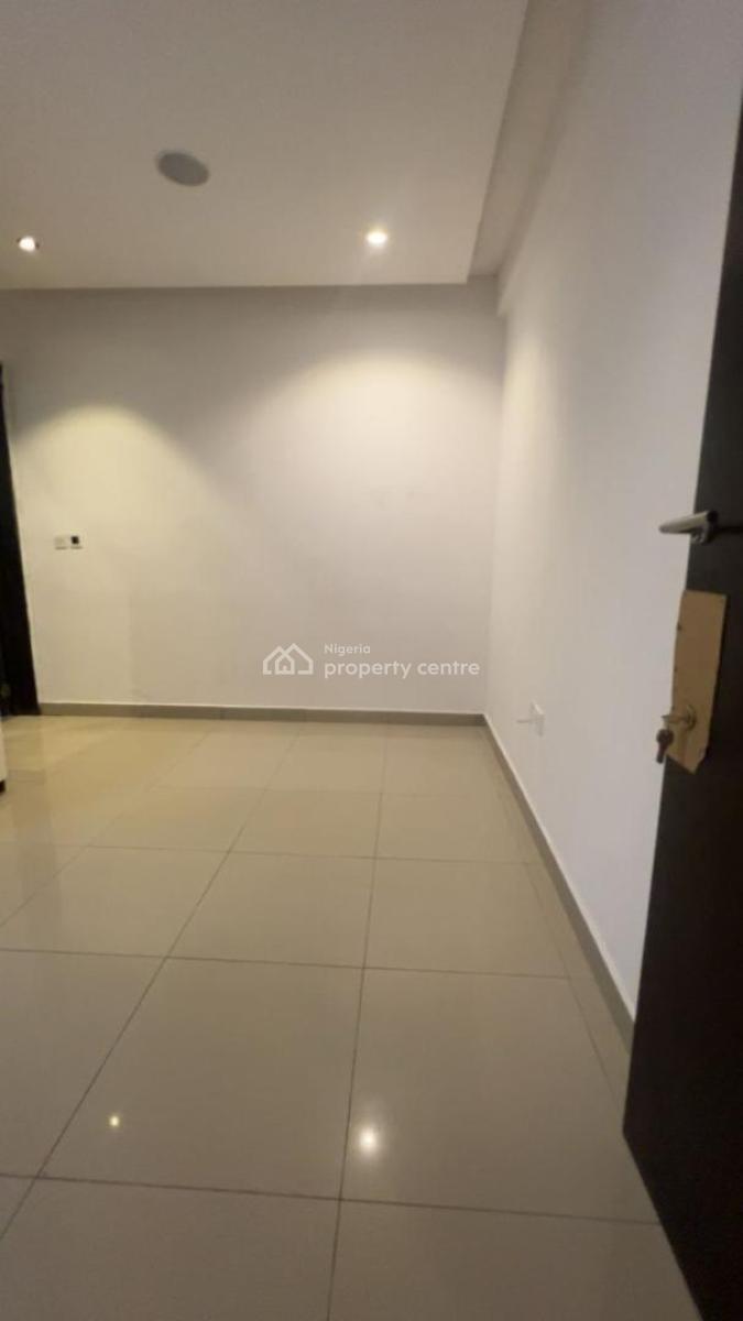 Spacious Single Room in a Shared Apartment, Lekki, Lagos, Self Contain (single Rooms) for Rent