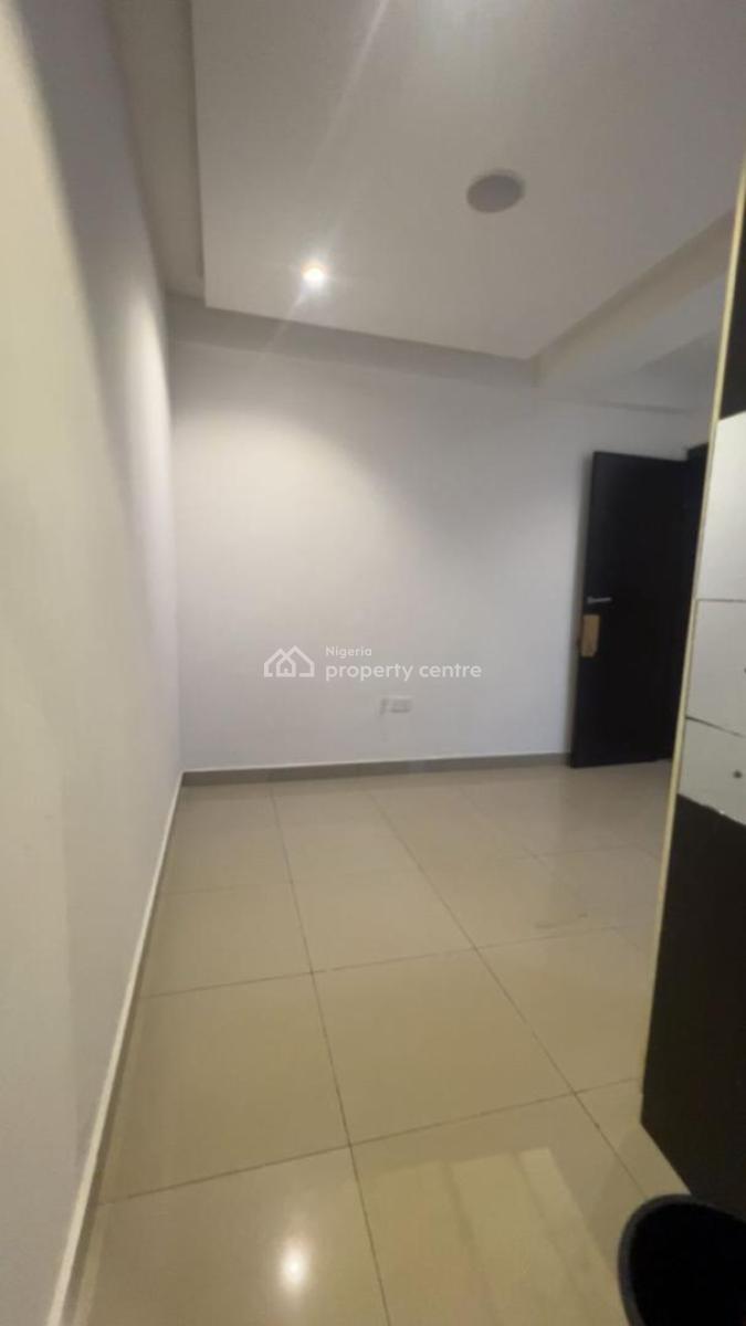 Spacious Single Room in a Shared Apartment, Lekki, Lagos, Self Contain (single Rooms) for Rent