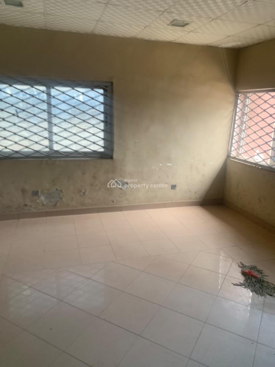 Mini Warehouse Ground Floor, on The Abeokuta Lagos Express Way Salolo, Agege, Lagos, Commercial Property for Rent