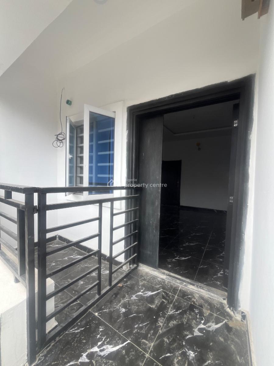 2 Bedroom Flat, Agunbiade Estate, Ogombo, Ajah, Lagos, Flat / Apartment for Rent
