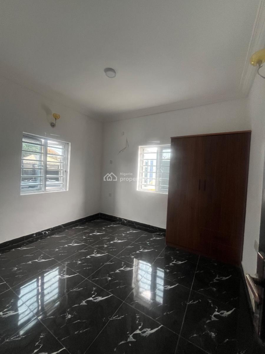 2 Bedroom Flat, Agunbiade Estate, Ogombo, Ajah, Lagos, Flat / Apartment for Rent