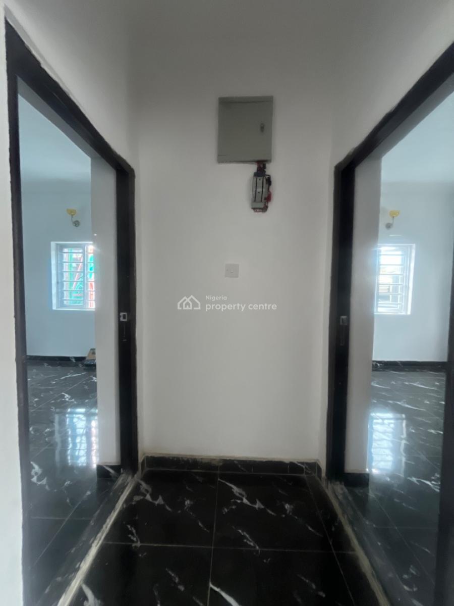 2 Bedroom Flat, Agunbiade Estate, Ogombo, Ajah, Lagos, Flat / Apartment for Rent
