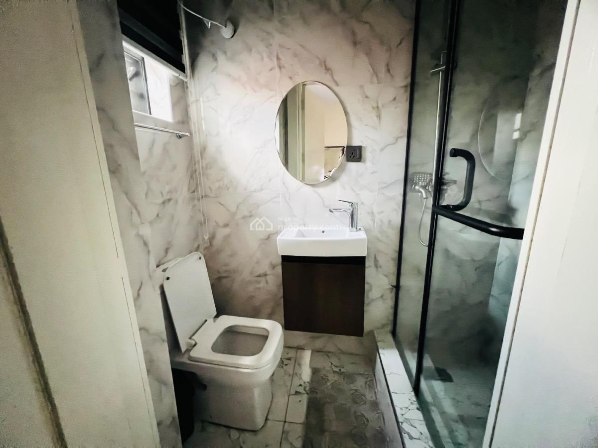 2bedroom, Chevron Drive, Lekki, Lagos, Flat / Apartment for Sale