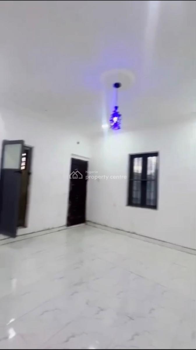 Spacious, Standard, Nice Miniflat with Pop Design, Off Shipeolu Road, Pedro, Shomolu, Lagos, Mini Flat (room and Parlour) for Rent