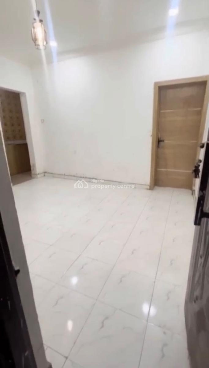 Spacious, Standard, Nice Miniflat with Pop Design, Off Shipeolu Road, Pedro, Shomolu, Lagos, Mini Flat (room and Parlour) for Rent