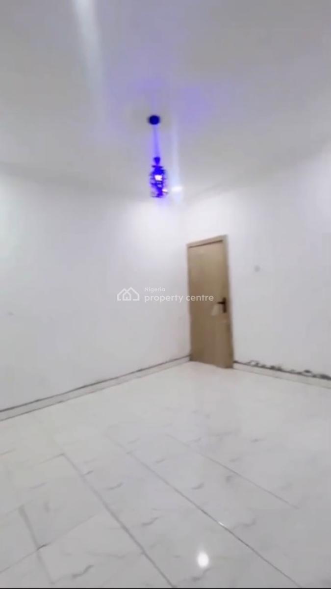 Spacious, Standard, Nice Miniflat with Pop Design, Off Shipeolu Road, Pedro, Shomolu, Lagos, Mini Flat (room and Parlour) for Rent