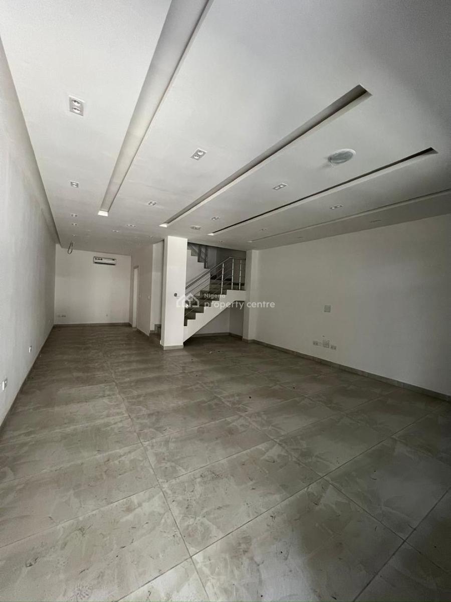 a 4 Bedroom Triplex with a Bq, Oniru, Victoria Island (vi), Lagos, Flat / Apartment for Rent