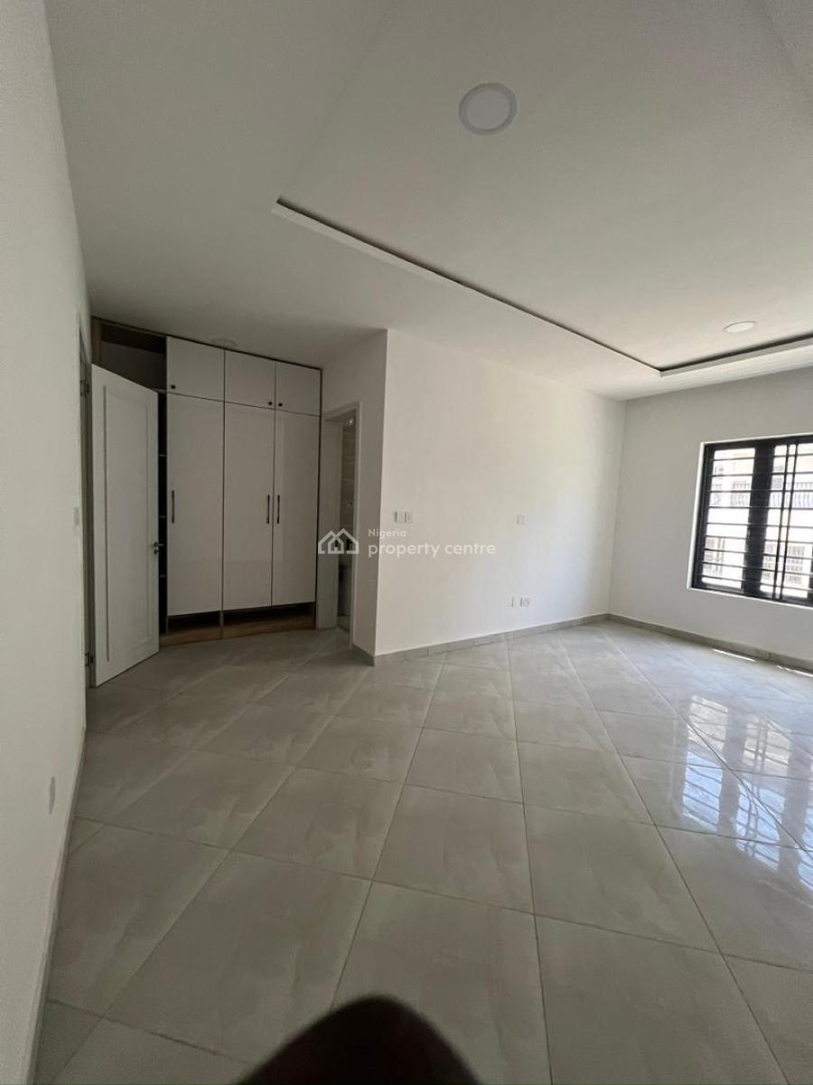 a 4 Bedroom Triplex with a Bq, Oniru, Victoria Island (vi), Lagos, Flat / Apartment for Rent