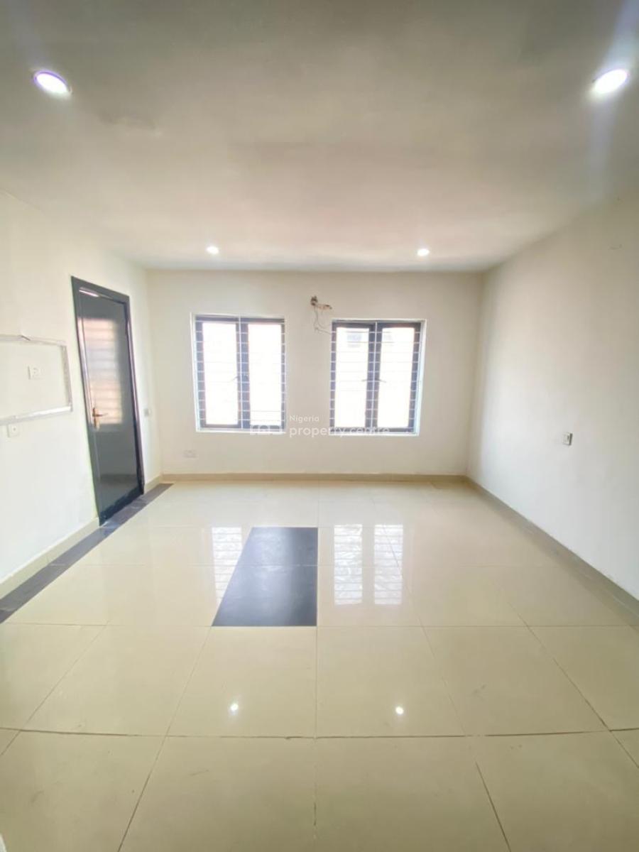Fully Serviced 2 Bedroom Apartment, Rhs, Lekki Phase 1, Lekki, Lagos, Flat / Apartment for Rent