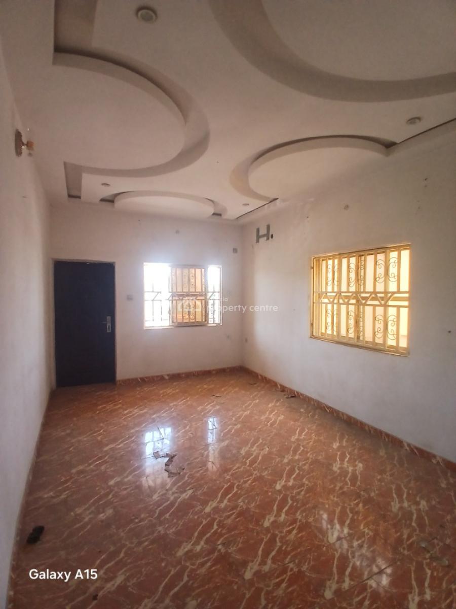 Well Bult 2 Bedrooms Flat, By American International School, Durumi, Abuja, Flat / Apartment for Rent