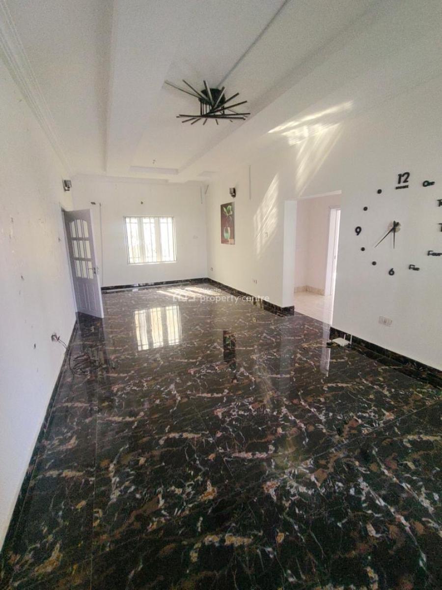 Luxurious Massive 2 Bedroom Flat Upstairs, Westend Estate Lekki County, Ikota, Lekki, Lagos, Flat / Apartment for Rent