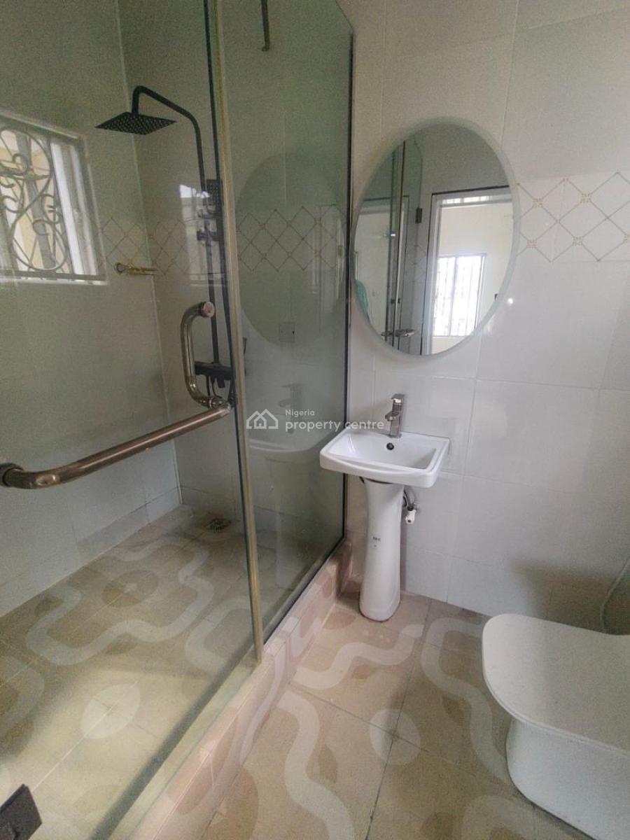 Luxurious Massive 2 Bedroom Flat Upstairs, Westend Estate Lekki County, Ikota, Lekki, Lagos, Flat / Apartment for Rent