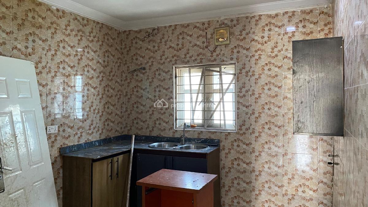 Spacious Two Bedroom Flat, Katampe (main), Katampe, Abuja, Flat / Apartment for Sale