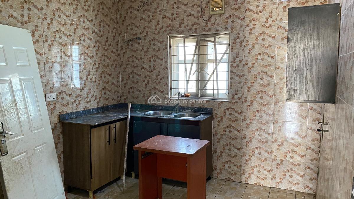 Spacious Two Bedroom Flat, Katampe (main), Katampe, Abuja, Flat / Apartment for Sale