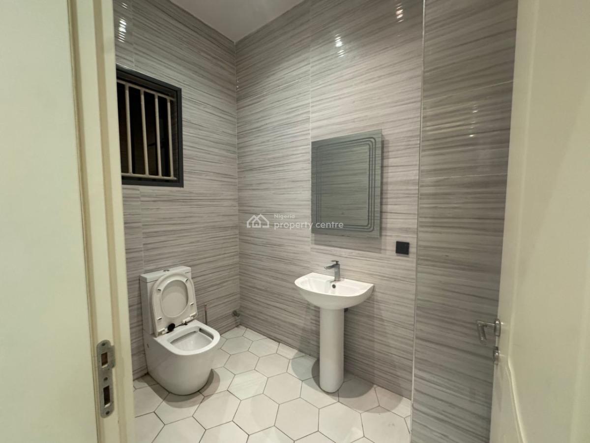 4 Bedroom Waterfront Apartment with Bq, Lekki Phase 1, Lekki, Lagos, Flat / Apartment for Rent